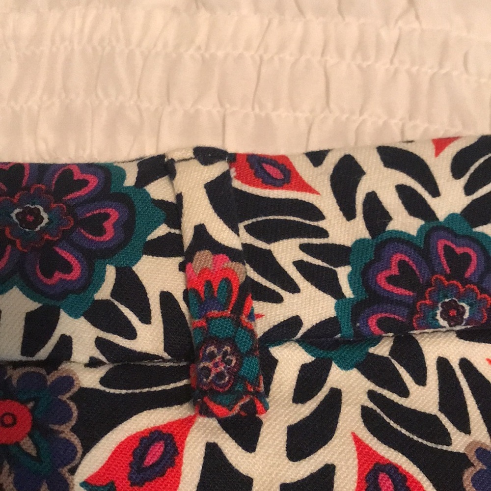 Old Navy Pixie Pants 4 Regular Beautiful Pattern - image 5